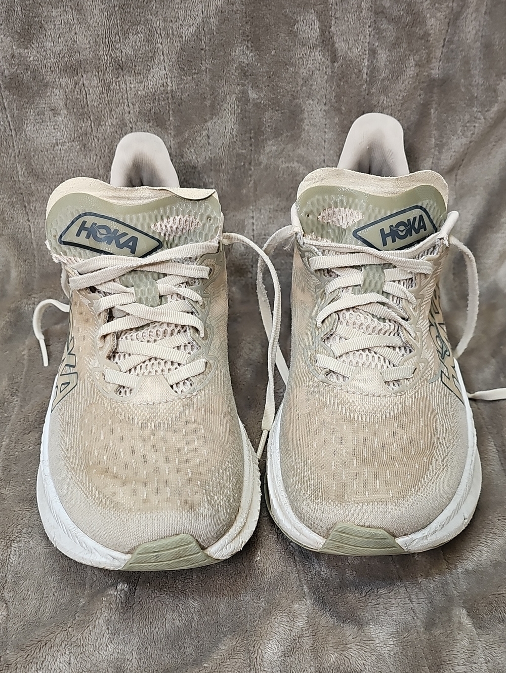 MEN'S HOKA MACH 6 | OAT MILK / BARLEY Size 9D